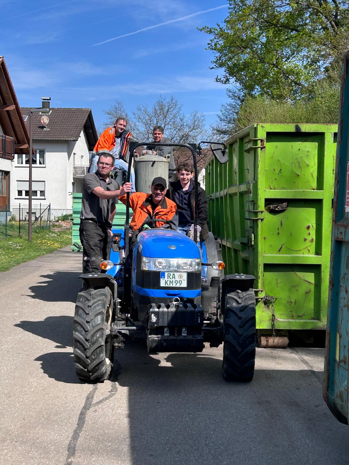 2026-04-11 Dank Altmaterialsammlung